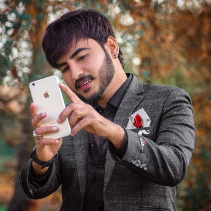 Ali